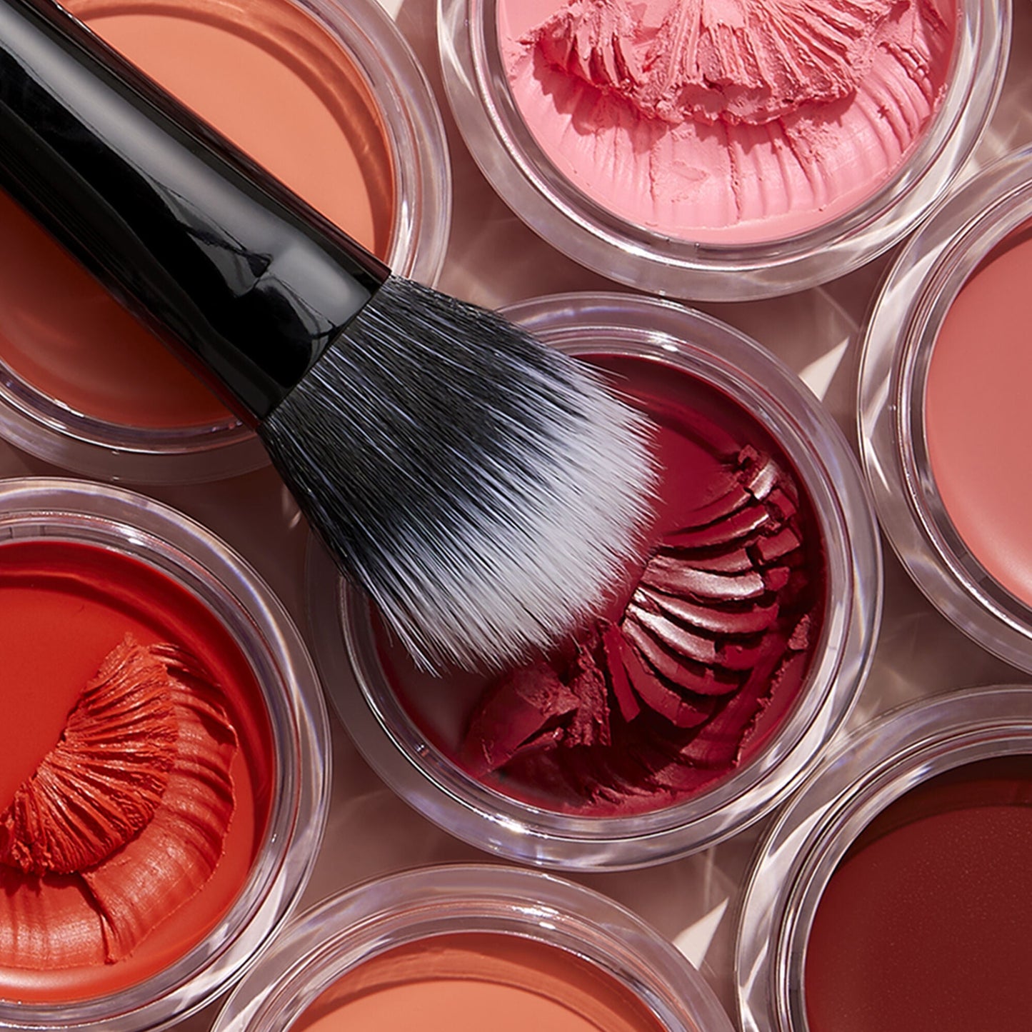 putty-blush-brush-f4 011321_PuttyBlush-Brush_V2_COMP_Final_IGF2.jpg