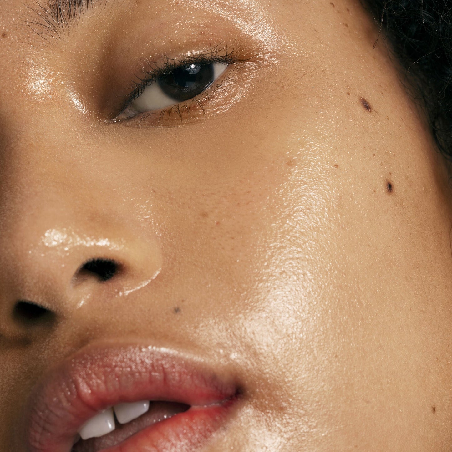 pure-skin-toner-l3 0122_Elf-Pure_Cindy_002_IGF.jpg