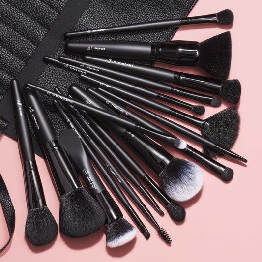 17-piece-ultimate-makeup-brush-set-and-travel-roll-k8 042423_UltBrushSet_V1_Main-2_IGF.jpg