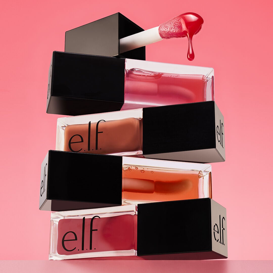 glow-reviver-lip-oil-s1 053023_SL_GlowRev_Fam_FOCUSSTACK-2RGB_IGF_a02f77a9-bf07-4a60-8c73-7b207cf9f12d.jpg