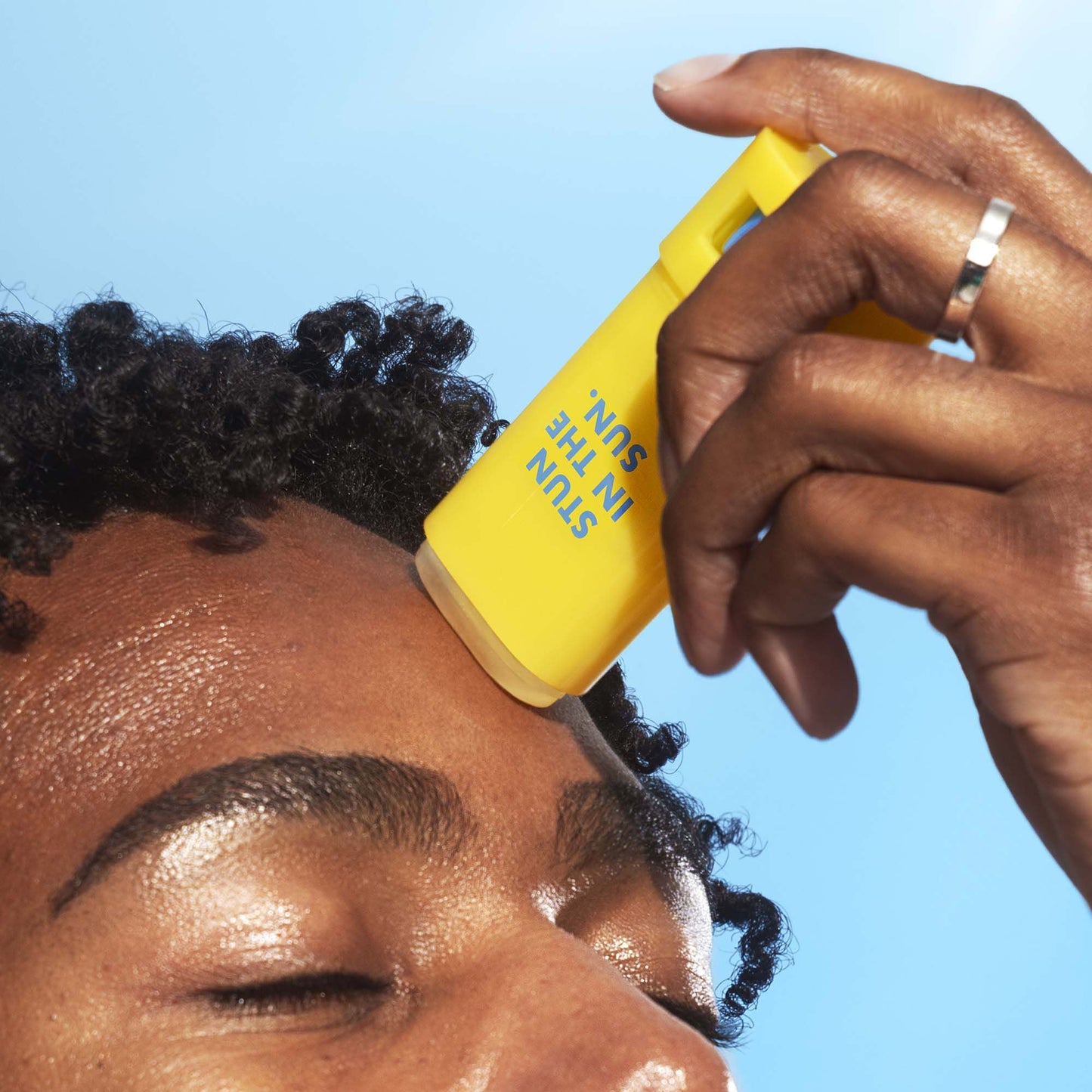 suntouchable-invisi-stick-spf-50-j0 060624_Mikel_InvisiStick_0107_v2_IGF.jpg