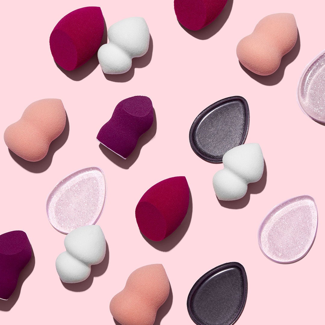 blending-and-highlighting-sponge-duo-p5 0619_SocialIGF_Sponges1_b1fd4502-7674-4b0c-86df-28fe31a55570.jpg