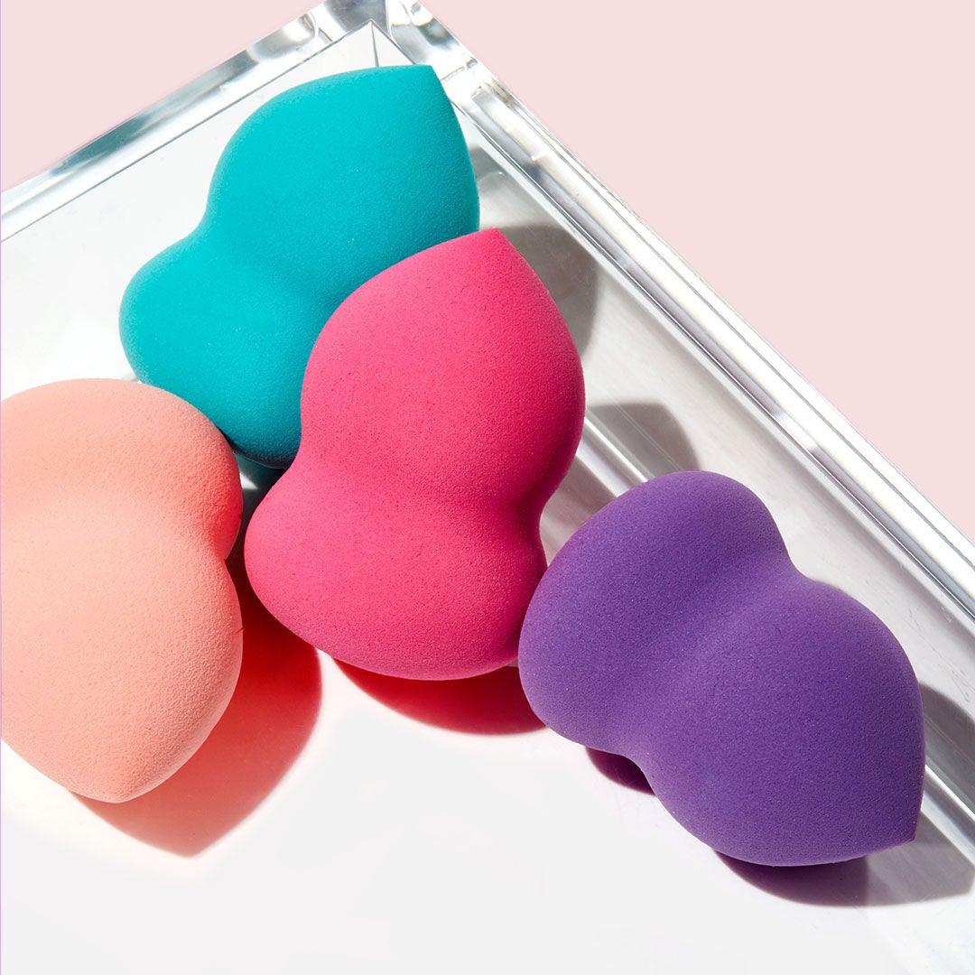 blending-sponge-peach-u0 0619_SocialIGF_Sponges4.jpg