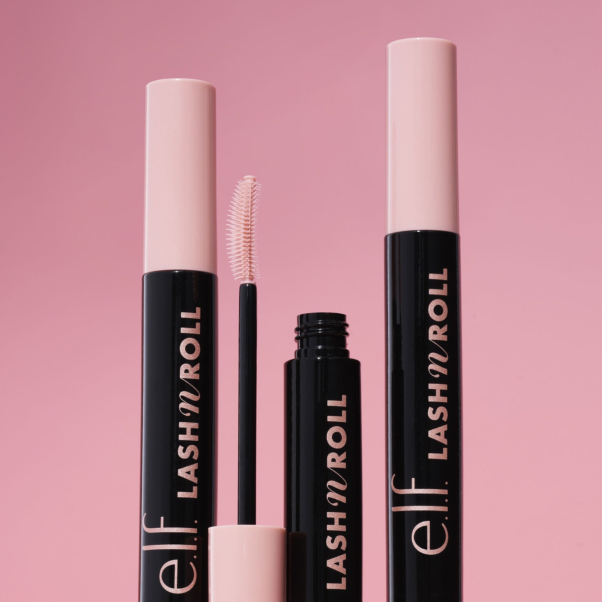 lash-n-roll-mascara-b9 062722_SL_LashNRoll_539_RGB_IGF.jpg