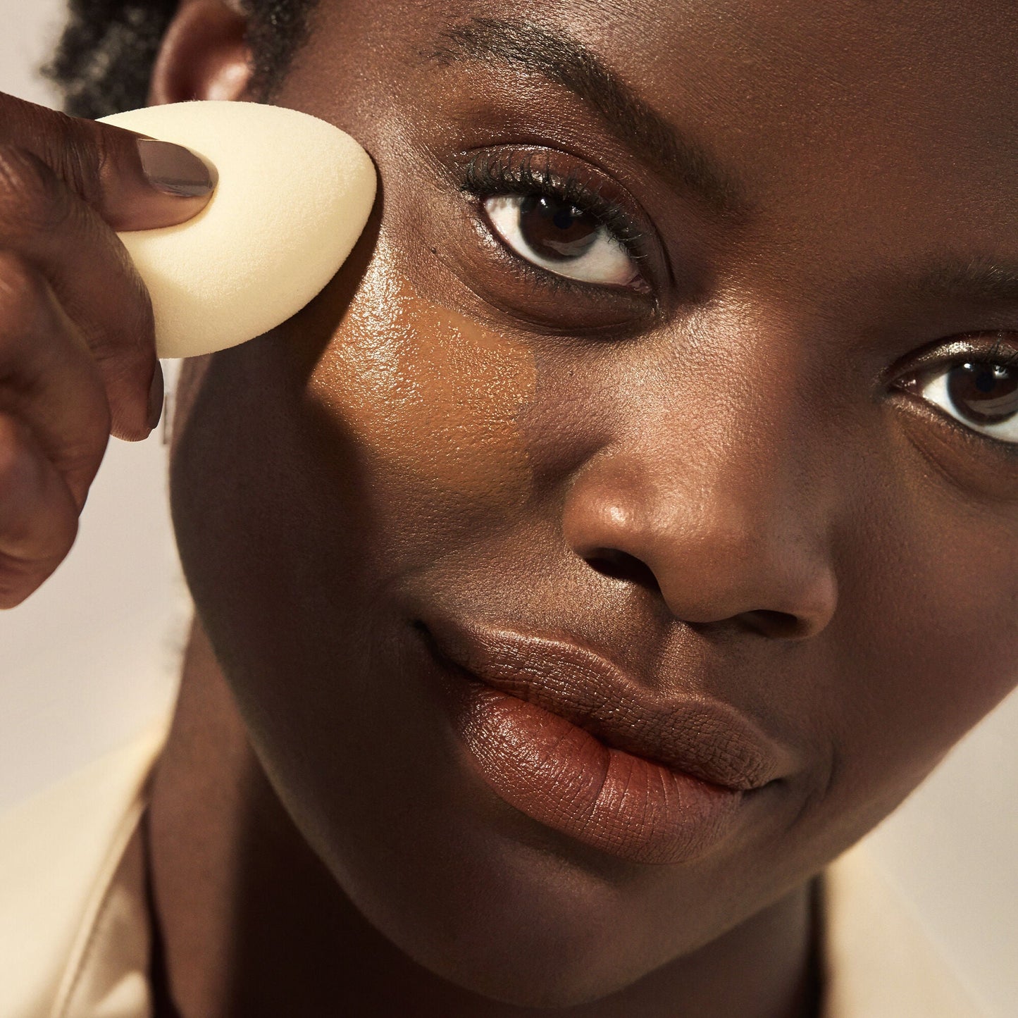 camo-concealer-sponge-w8 07292020_Wemi_HydratingCamo_1765_V4_IGF.jpg