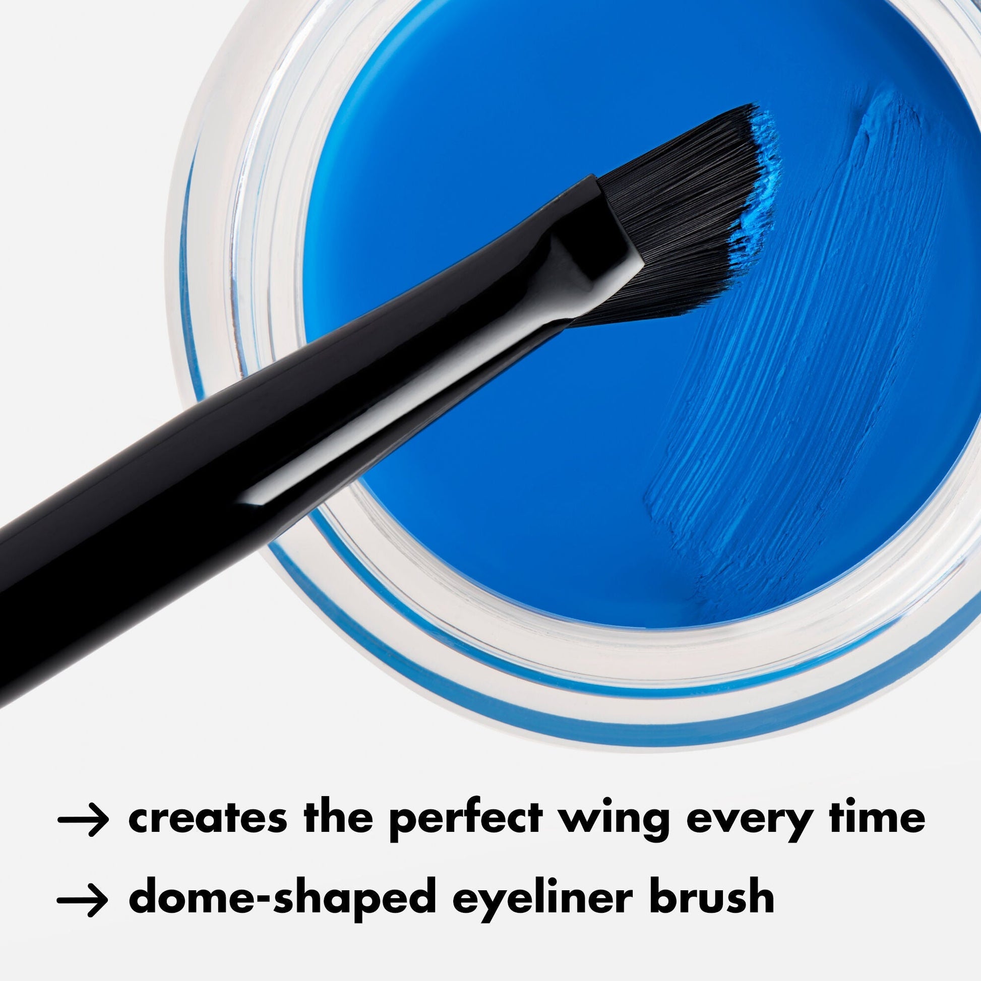 wing-it-liner-brush-d5 0823_PDP_BRUSHES_WINGED_EYELINER_PRODUCT.jpg