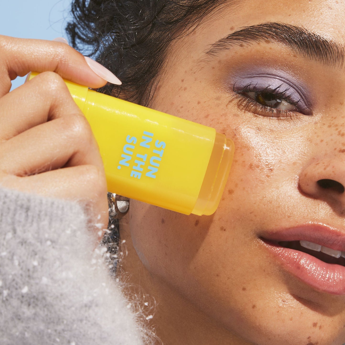 suntouchable-invisi-stick-spf-50-j0 091924_Aiyana_Sunwich2_2468_FINAL_RGB_IGF2.jpg