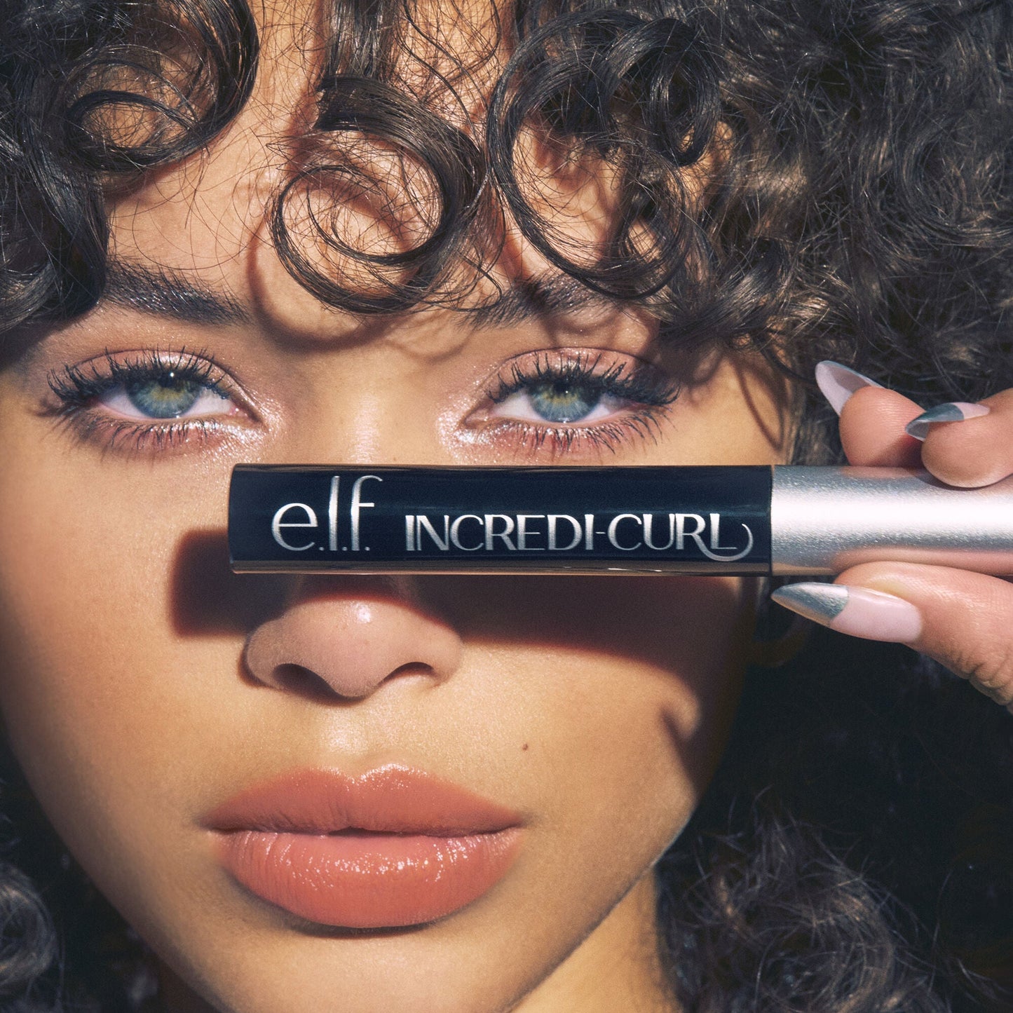 incredi-curl-mascara-y8 100724_elf_Alexa_IncrediCurl_After_0473_FINAL_V1_RGB_IGF_4909dedf-6085-4b66-b6fa-23af48640378.jpg