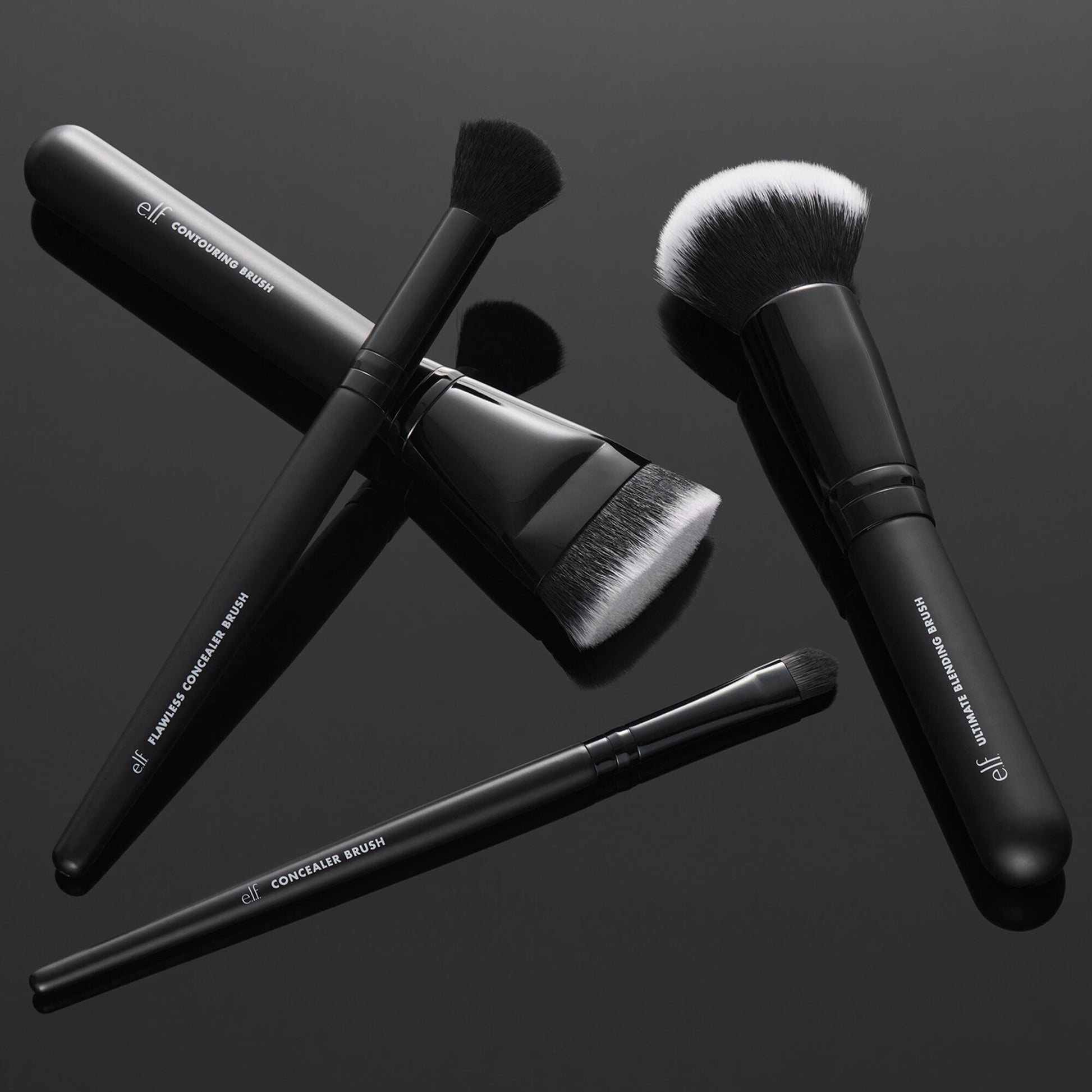 foundation-and-concealer-brush-set-d2 12142020_ComplexionPerfection-FaceBrush_0028_FocusBracket-MAIN_V2_IGF.jpg