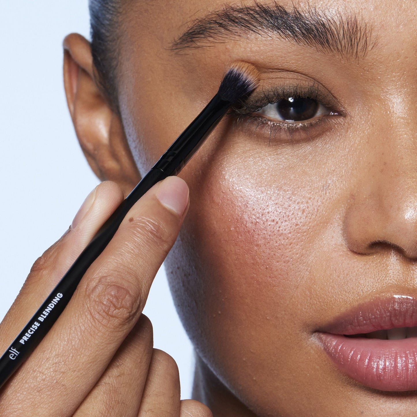 precise-blending-brush-g6 81284_Tapered_Blending_Brush.jpg