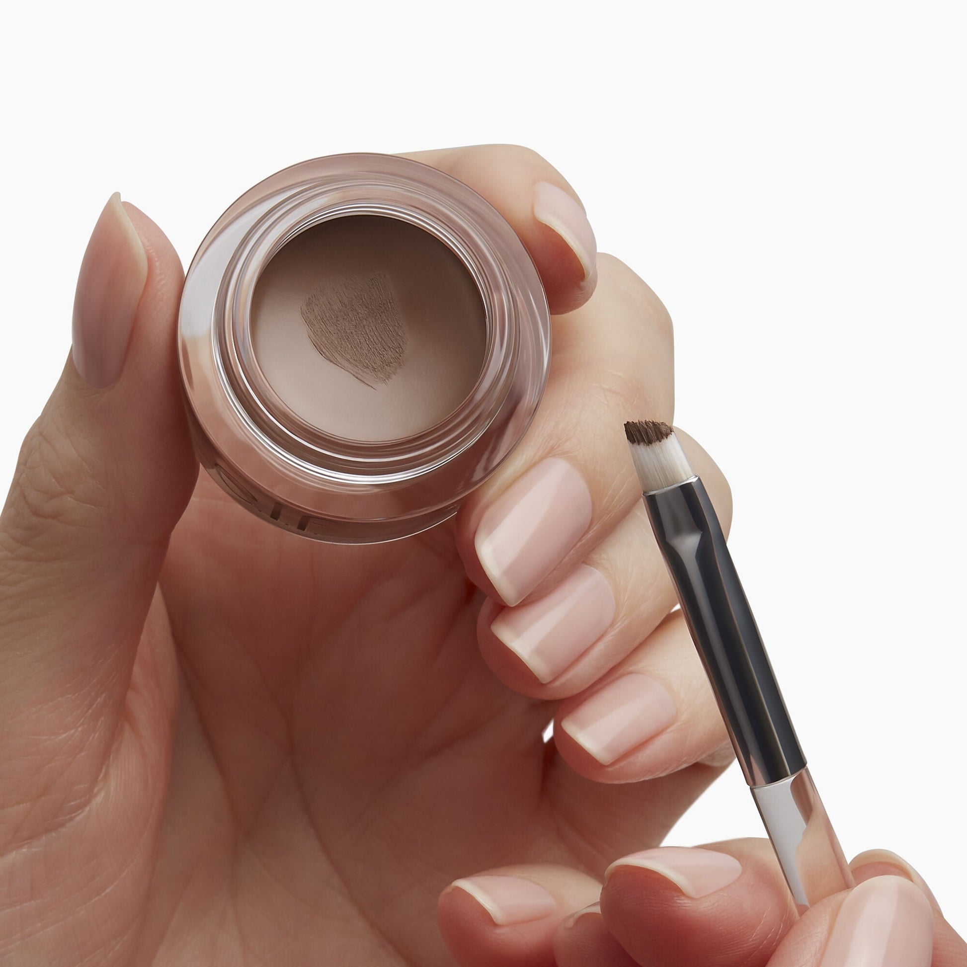 precision-dual-sided-eyebrow-brush-t4 85315_PrecisionDualSidedEyebrowBrush_Model.jpg