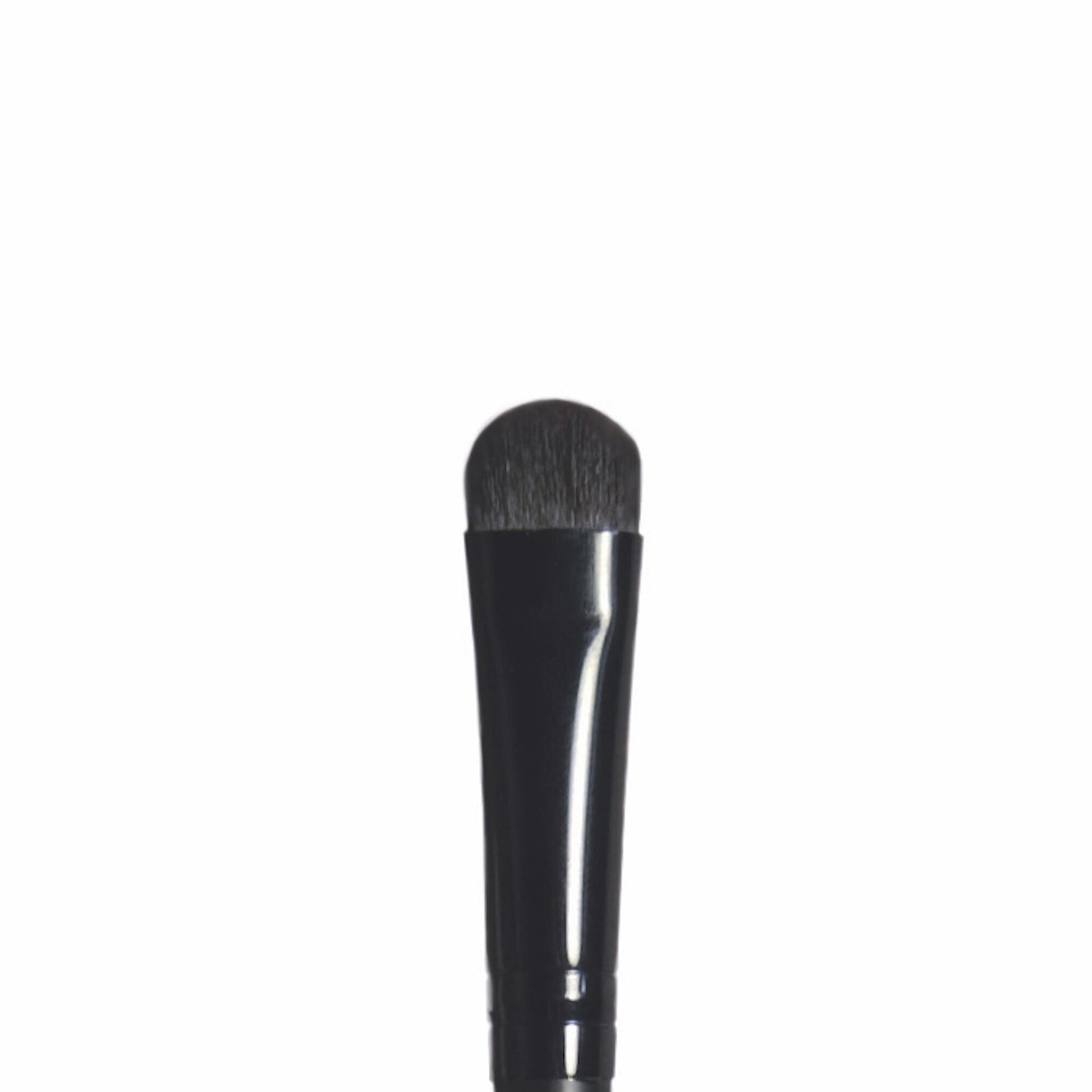 eyeshadow-c-brush-i5 BREYE_84008_Macro_C.jpg